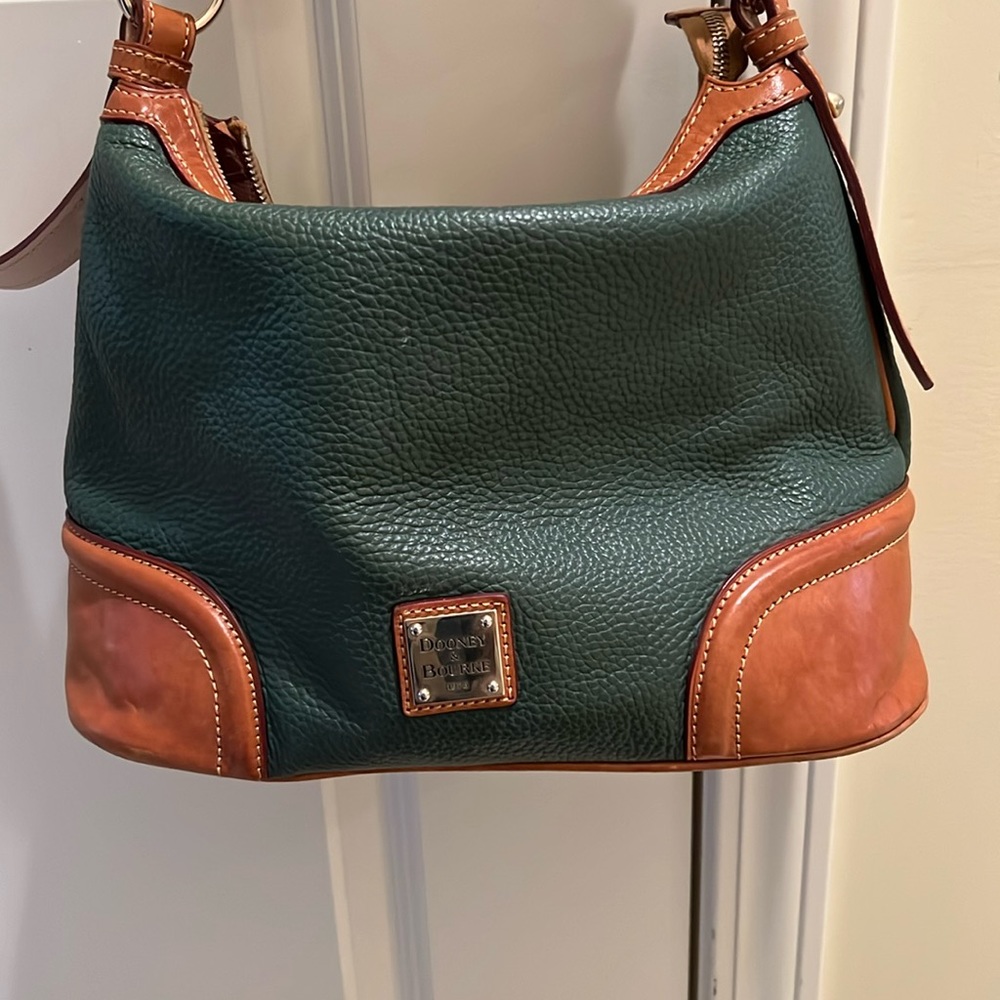 GUC—Dooney & Bourke Purse